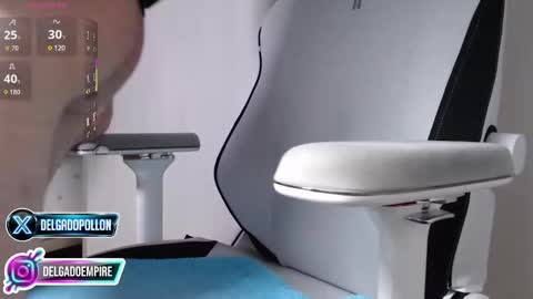 Snapshot of delgadopollon_1991 chatting on May 27, 1:57 am Mster X online show from May 27, 1:57 am