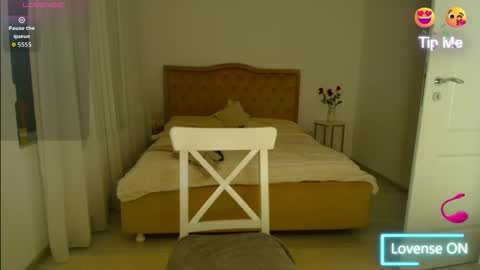 deliadelicious online show from February 17, 10:34 am