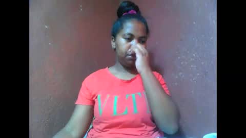 deliah712909 online show from January 3, 4:11 am