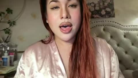 Snapshot of delicious_iya69 chatting on June 12, 8:35 am iyalicious online show from June 12, 8:35 am