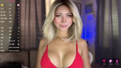 Snapshot of deliciousfaye chatting on May 14, 4:30 am Hello your loving faye 3 online show from May 14, 4:30 am