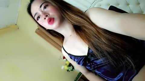 Sophie online show from April 27, 1:58 am