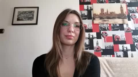 Aurora online show from January 14, 10:48 am