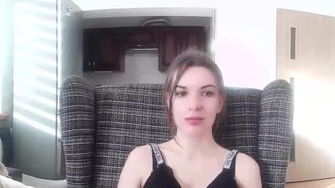 Aurora online show from March 5, 2:45 pm