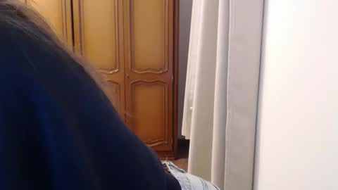 Aurora online show from November 12, 6:36 am