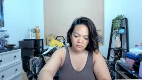 Snapshot of delightfulcurvy chatting on June 1, 1:40 am delightfulcurvy online show from June 1, 1:40 am