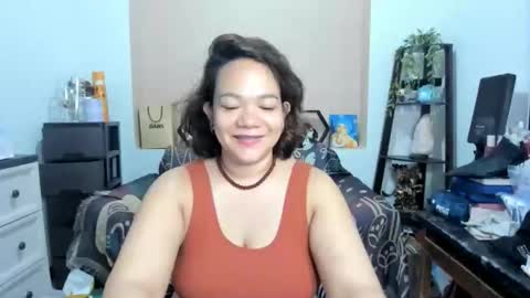 Snapshot of delightfulcurvy chatting on June 4, 11:11 pm delightfulcurvy online show from June 4, 11:11 pm