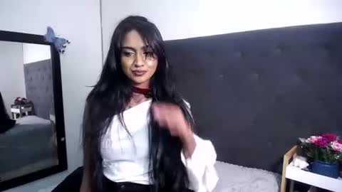 Delilah Blaze online show from May 20, 6:03 pm