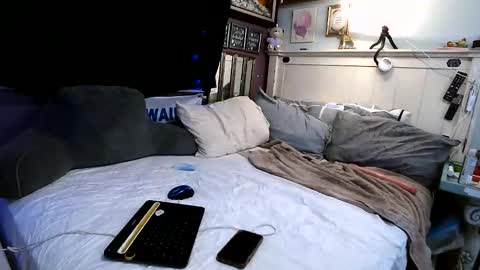 Delilah  Juju online show from April 3, 4:54 am