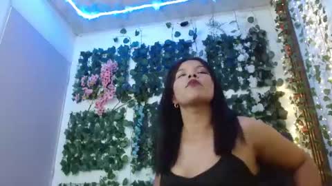 Snapshot of delilath_lm chatting on July 9, 8:46 pm Delilath online show from July 9, 8:46 pm