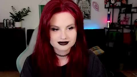 dellacrush_ online show from March 1, 6:54 pm