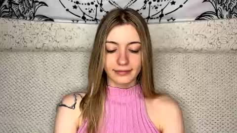 Sia online show from June 21, 10:18 am
