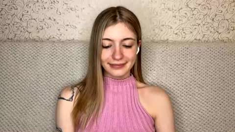 Sia online show from June 27, 12:22 pm