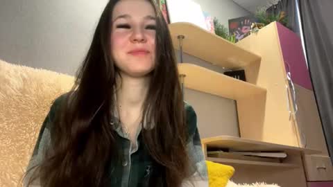 Sarah online show from March 17, 2:27 am