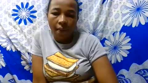 Snapshot of delphin774164 chatting on May 21, 7:21 pm delphin774164 online show from May 21, 7:21 pm