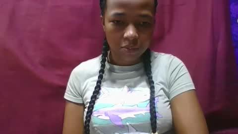 Snapshot of delphin774164 chatting on June 3, 3:17 pm delphin774164 online show from June 3, 3:17 pm