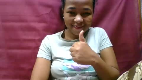 Snapshot of delphin774164 chatting on June 13, 3:04 am delphin774164 online show from June 13, 3:04 am