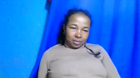 Snapshot of delphin774164 chatting on July 4, 5:41 pm delphin774164 online show from July 4, 5:41 pm