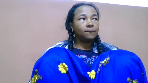 Snapshot of delphin774164 chatting on July 7, 7:40 pm delphin774164 online show from July 7, 7:40 pm