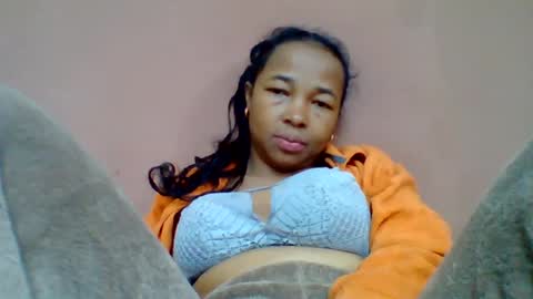 Snapshot of delphin774164 chatting on July 26, 5:26 am delphin774164 online show from July 26, 5:26 am