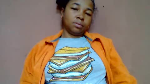 Snapshot of delphin774164 chatting on July 29, 3:37 am delphin774164 online show from July 29, 3:37 am