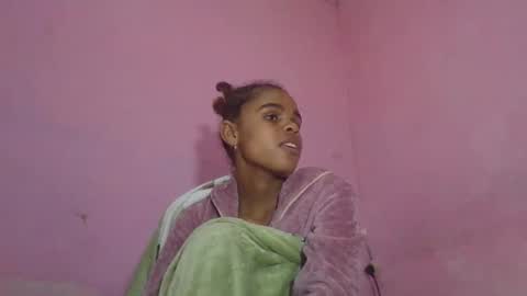Snapshot of delphineee chatting on May 22, 2:55 pm delphine online show from May 22, 2:55 pm