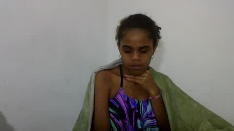 Snapshot of delphineee chatting on June 12, 6:07 pm delphine online show from June 12, 6:07 pm