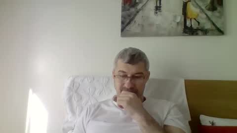 demarco1977 online show from March 11, 11:27 am