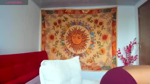 demeter__ online show from November 9, 7:01 pm