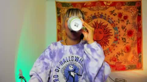 Snapshot of demeter__ chatting on June 11, 2:00 am demeter__ online show from June 11, 2:00 am