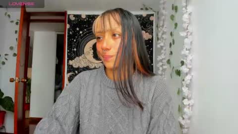 Snapshot of demeter__ chatting on July 20, 8:11 pm demeter__ online show from July 20, 8:11 pm