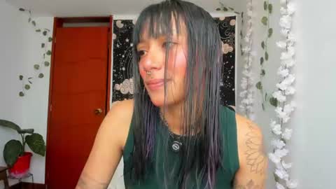 Snapshot of demeter__ chatting on August 5, 7:17 pm demeter__ online show from August 5, 7:17 pm
