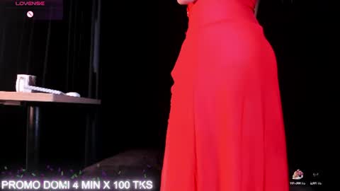Snapshot of demi__moore_ chatting on June 25, 2:44 am DEMI MOORE online show from June 25, 2:44 am