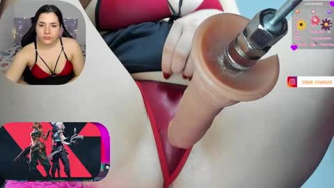 Snapshot of demi_chan chatting on September 22, 9:33 am demiii online show from September 22, 9:33 am