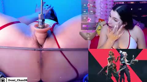 Snapshot of demi_chan chatting on June 14, 9:17 pm demiii online show from June 14, 9:17 pm
