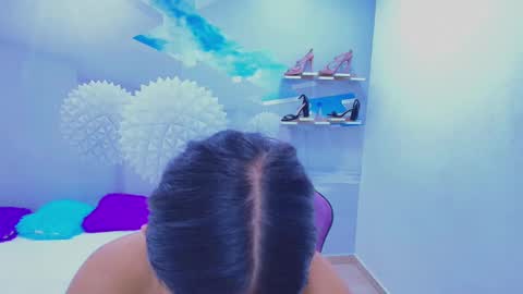 Snapshot of demi_leed chatting on November 10, 12:37 pm DEMI online show from November 10, 12:37 pm