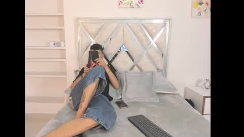 Snapshot of demiansalvatore chatting on September 30, 12:32 pm Demian and Salvatore online show from September 30, 12:32 pm