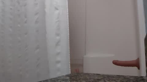 Snapshot of demidomino chatting on December 10, 10:47 pm Bad Ballerina online show from December 10, 10:47 pm