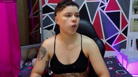 Snapshot of demimoore222 chatting on January 17, 3:17 pm DEMI online show from January 17, 3:17 pm