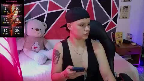 Snapshot of demimoore222 chatting on February 11, 7:41 pm DEMI online show from February 11, 7:41 pm