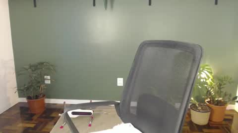 Snapshot of demmetria chatting on March 19, 5:39 pm demmetria online show from March 19, 5:39 pm