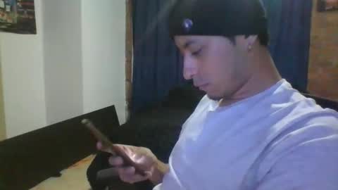 Snapshot of demon666dick chatting on April 3, 11:58 pm demon666dick online show from April 3, 11:58 pm