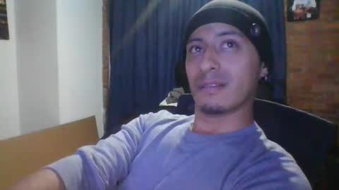 Snapshot of demon666dick chatting on April 7, 2:01 am demon666dick online show from April 7, 2:01 am