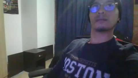 Snapshot of demon666dick chatting on April 14, 3:12 am demon666dick online show from April 14, 3:12 am