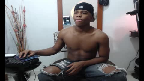 Snapshot of demond_333 chatting on September 21, 2:08 pm DEMOND online show from September 21, 2:08 pm