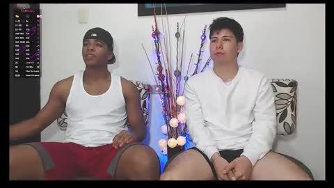 Snapshot of demond_333 chatting on December 5, 1:58 am DEMOND online show from December 5, 1:58 am