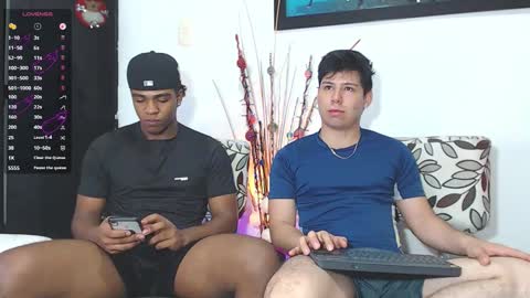 Snapshot of demond_333 chatting on December 18, 3:56 am DEMOND online show from December 18, 3:56 am