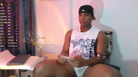 Snapshot of demond_333 chatting on February 19, 8:49 pm DEMOND online show from February 19, 8:49 pm