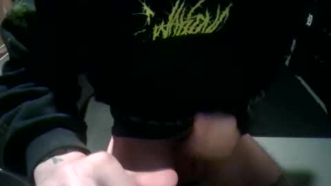 Snapshot of demondickxxx chatting on June 10, 2:23 am demondickxxx online show from June 10, 2:23 am
