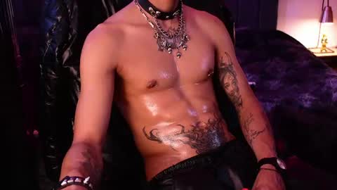 Snapshot of demonkush_ chatting on July 9, 8:02 pm DemonKush online show from July 9, 8:02 pm